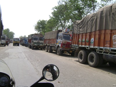 truck border.JPG